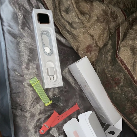 No longer worn - Picture 1 of 4